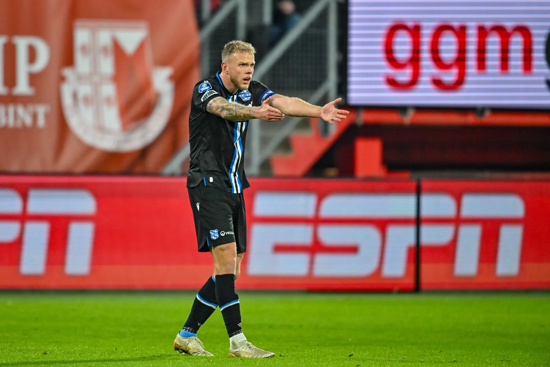 Heerenveen likt de wonden na afgang: 'Dit was wel even schrikken, ja'