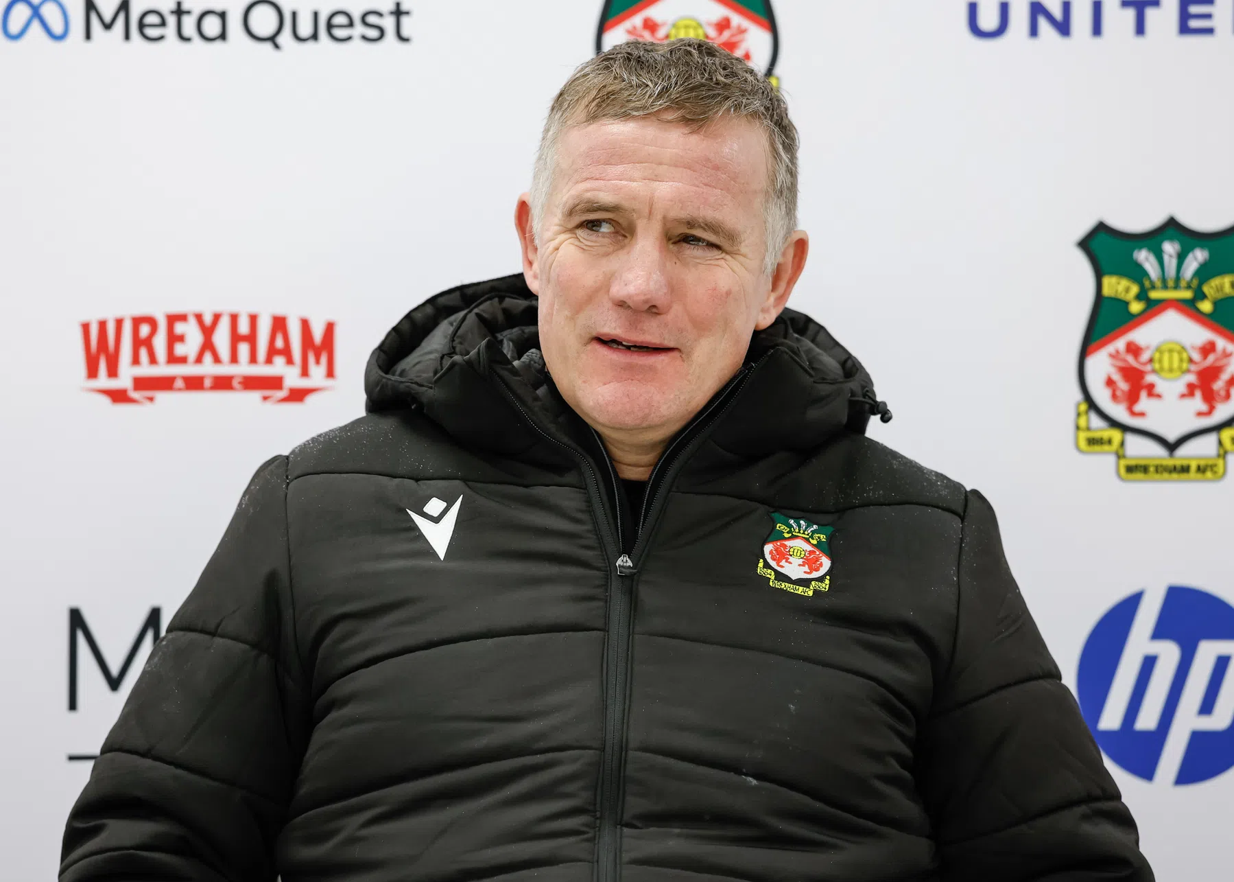 Wrexham-eigenaren geven trainer allerhoogste baangarantie