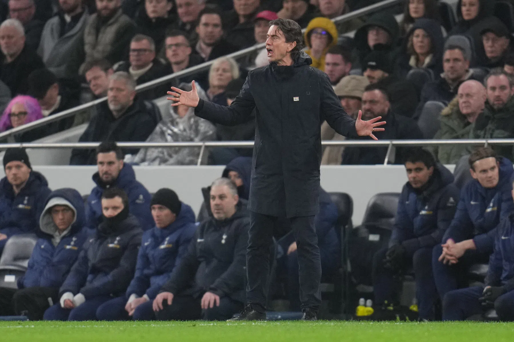 Frank onder vuur: 'Dramatische tijden vragen om dramatische ingrepen'