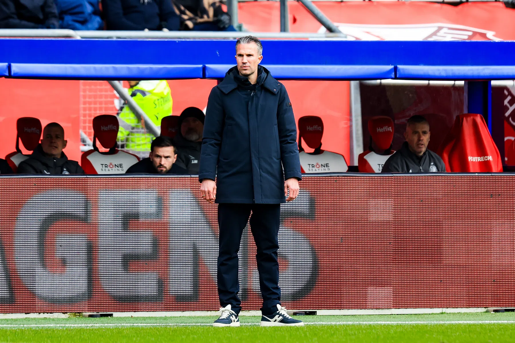 Van Persie dolgelukkig met aantrekken van Sterling