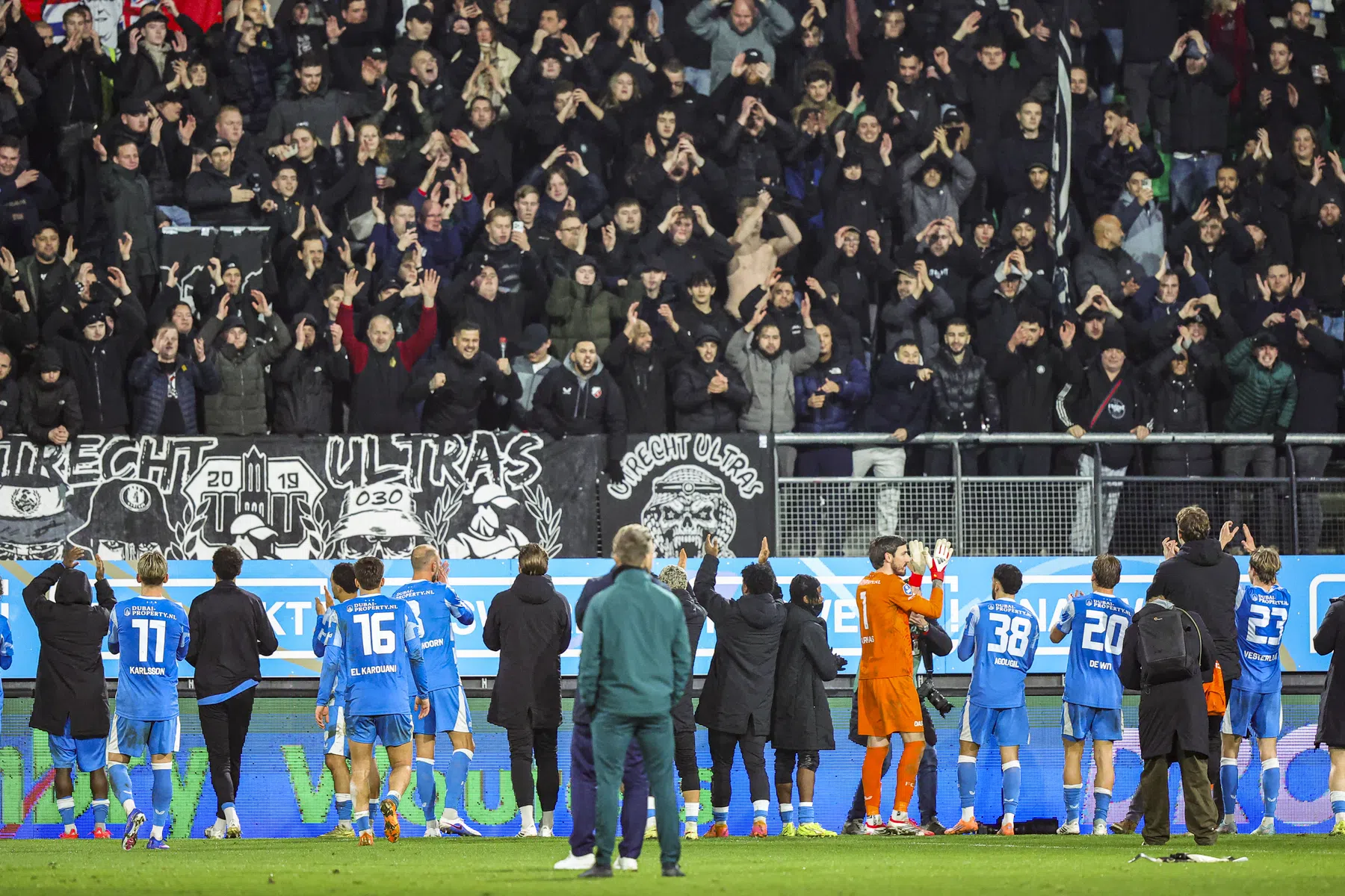 Euforie bij FC Utrecht: 'Begon bijna lachwekkend te worden'