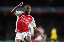 Sterling koos Feyenoord boven andere clubs na gesprek met Van Persie en Te Kloese