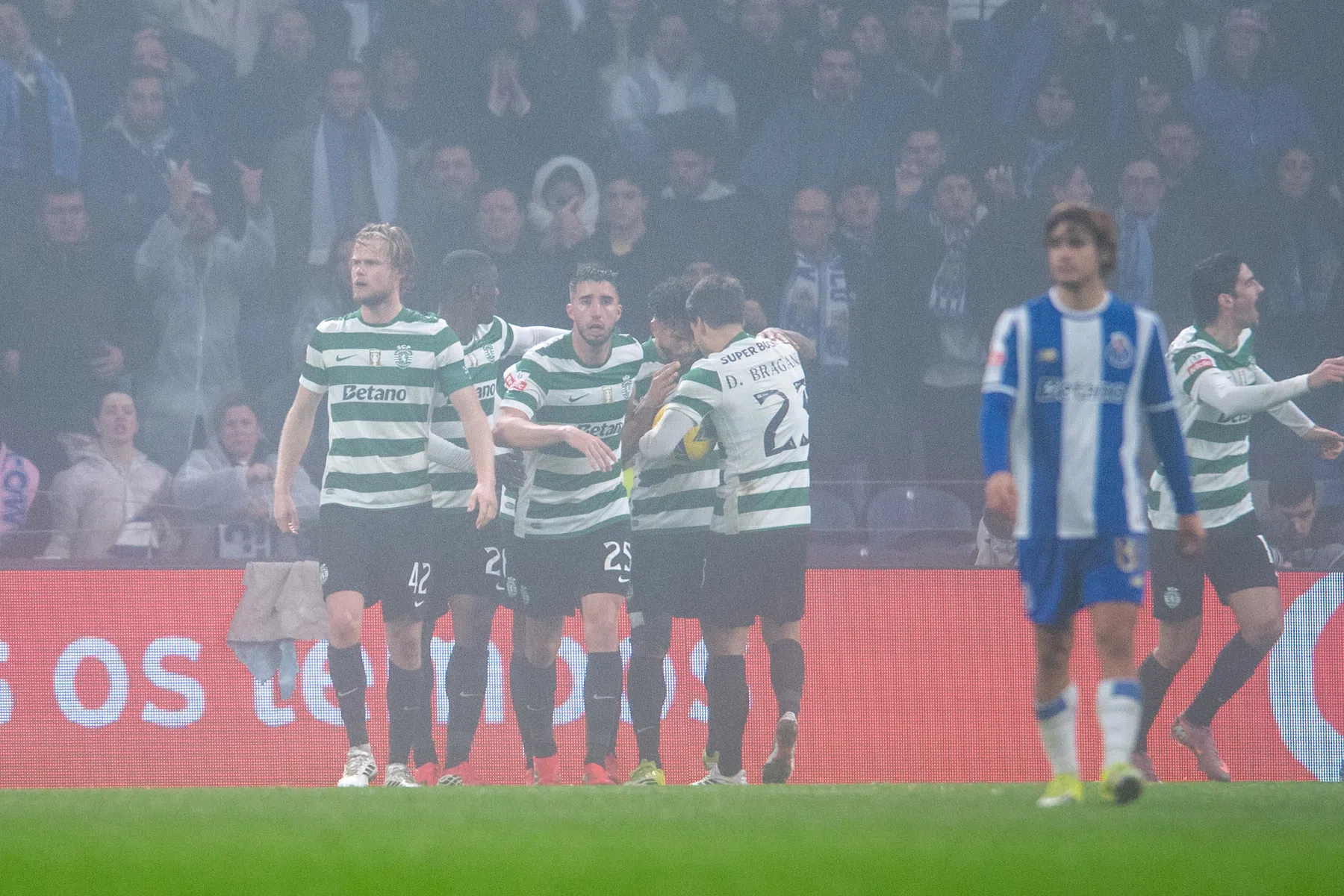 FC Porto-Sporting levert ook voor meer dan 40 duizend euro aan boetes op