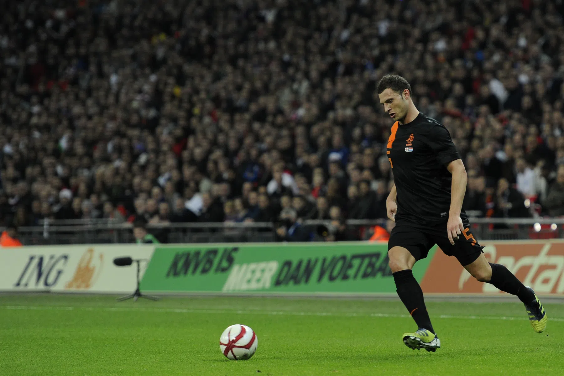 Pieters (37) vindt maar geen club: 'Helaas is de voetbalwereld veranderd'