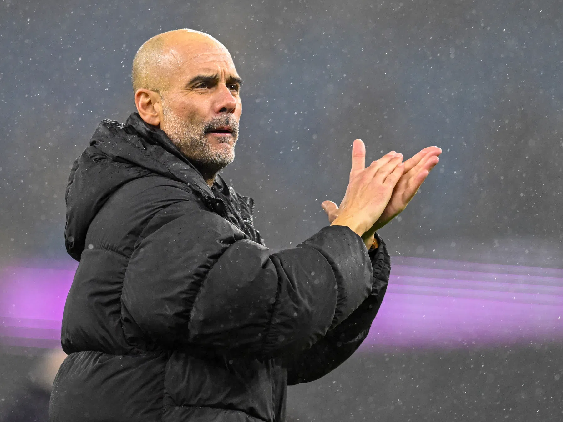 Journalist verrast Guardiola met kennis: 'Wil je mijn assistent worden?'
