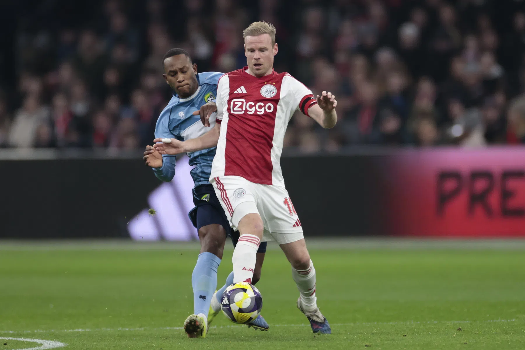 Klaassen dolblij met Ajax-Belgen: 'Lekker hè, zijn ze toch niet zo dom'
