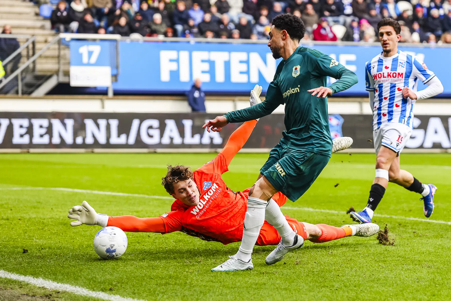 PEC Zwolle van 'Barcelona naar amateurs': 'Dat is mindset'