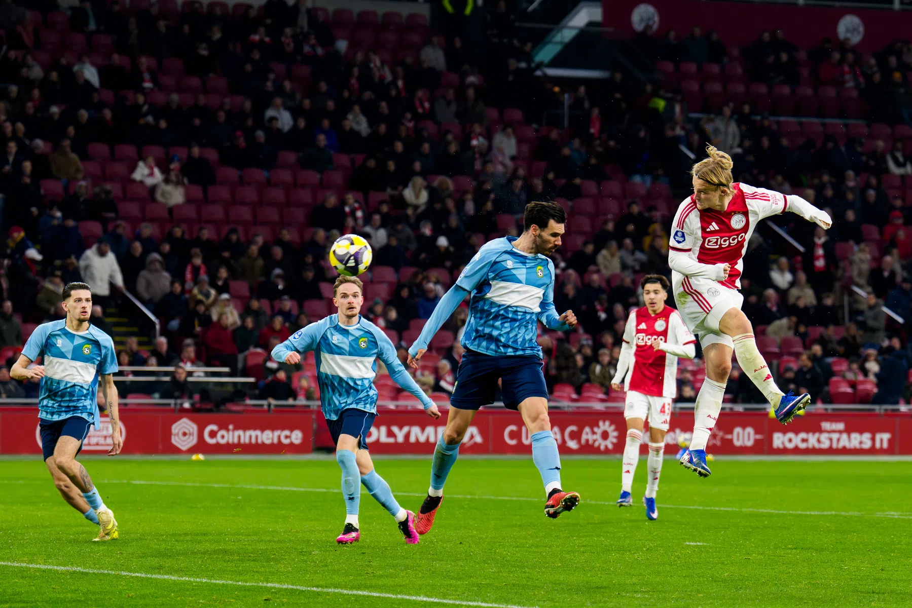 Ajax domineert Elftal van de Week via Dolberg en Belgen