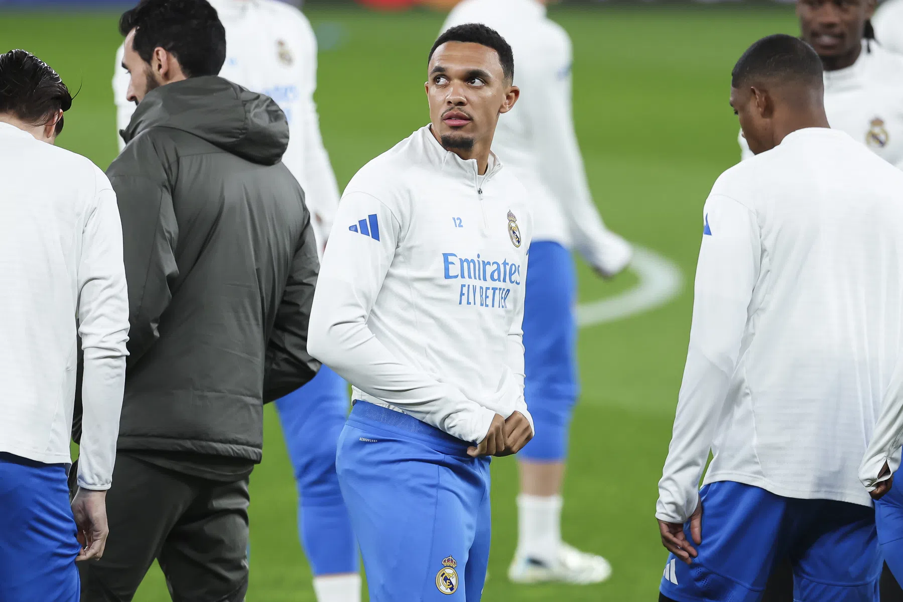 Alexander-Arnold krijgt steun van Lineker: 'Zoiets doe je niet in het openbaar'