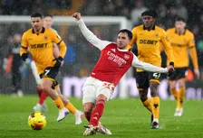 Hekkensluiter Wolves laat Man City juichen: Arsenal geeft het in blessuretijd weg