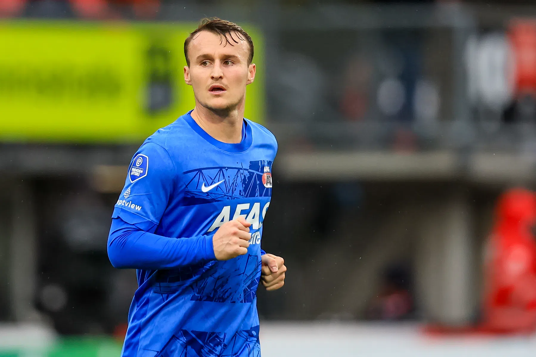 Koopmeiners kritisch op AZ na nederlaag bij FC Noah: 'We spelen hen in de kaart'