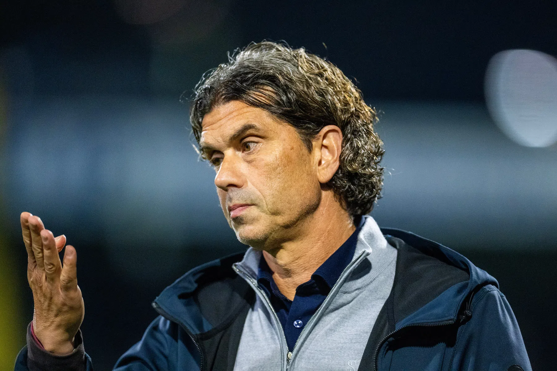 FC Eindhoven breekt met geblesseerde trainer Verberne