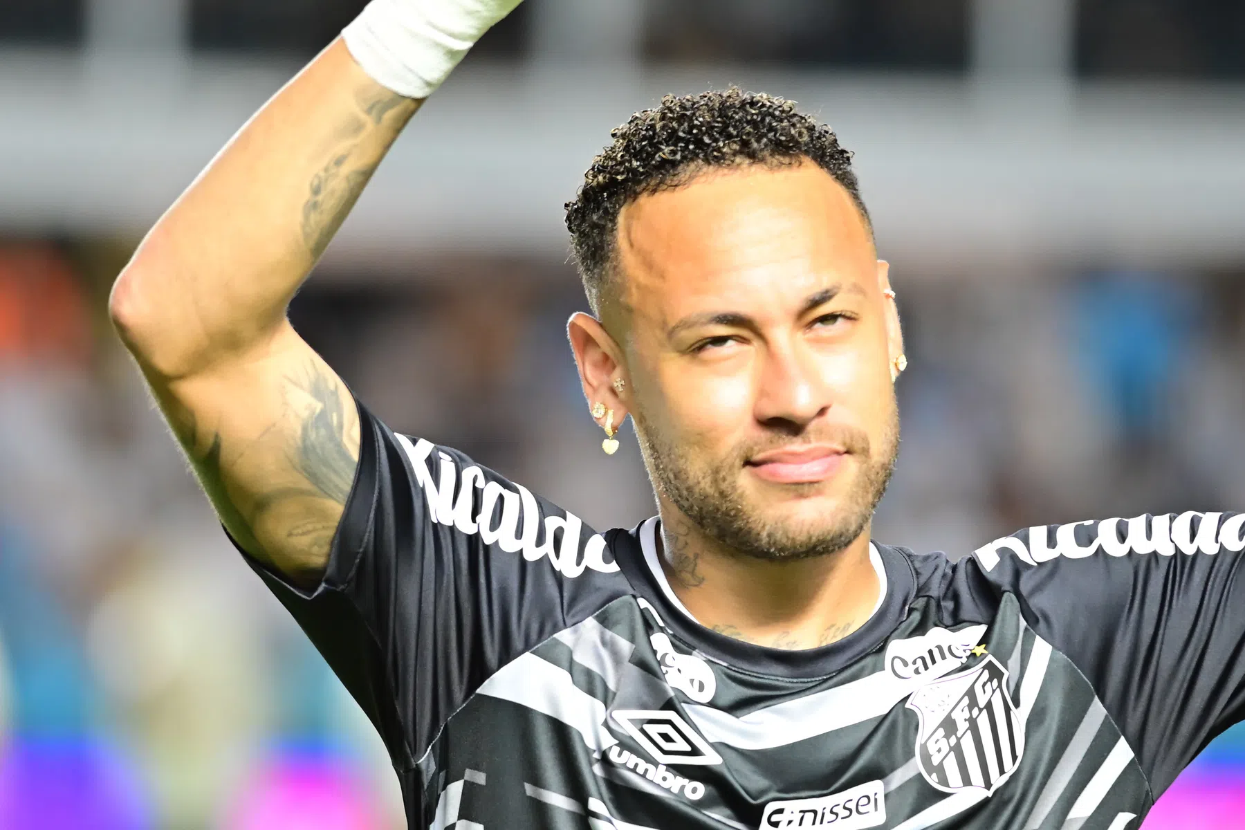 Neymar denkt na over pensioen: 'Kan zijn dat ik in december wil stoppen'