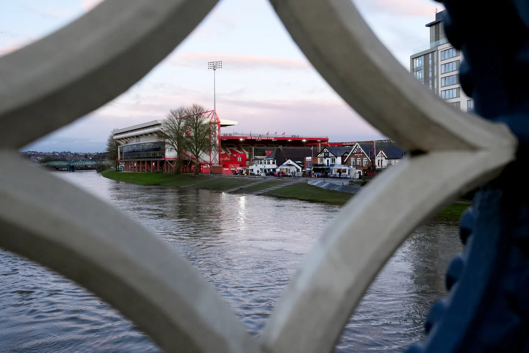 Kies Nottingham Forest of Liverpool en maak kans op 50x de inleg!