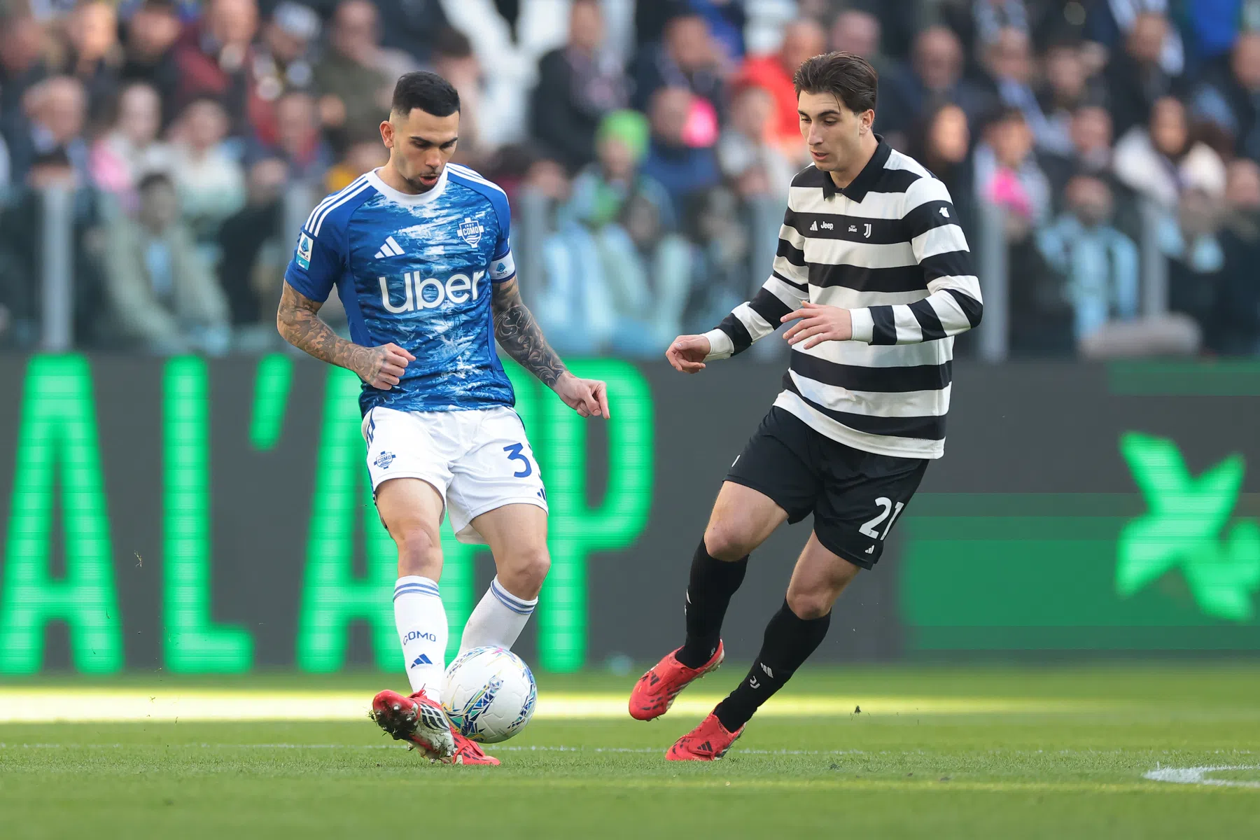 Nostalgisch vierde tenue brengt Juventus geen geluk: Como stunt in Turijn