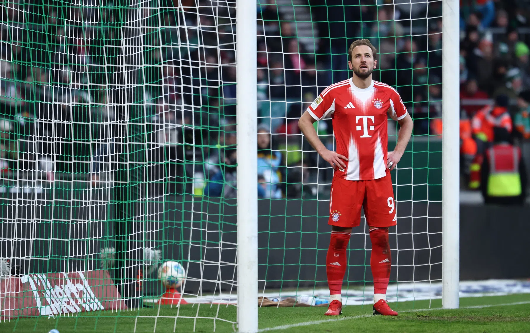 Kane jaagt op Bundesliga-record van Lewandowski