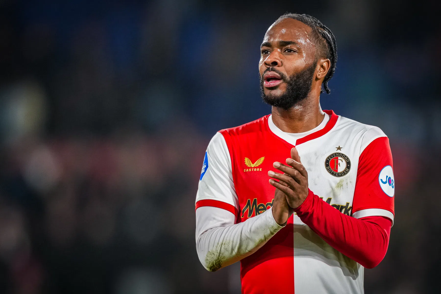 Sterling gekraakt: 'Zonder snelheid kan hij nog niet bij Kozakken Boys mee'