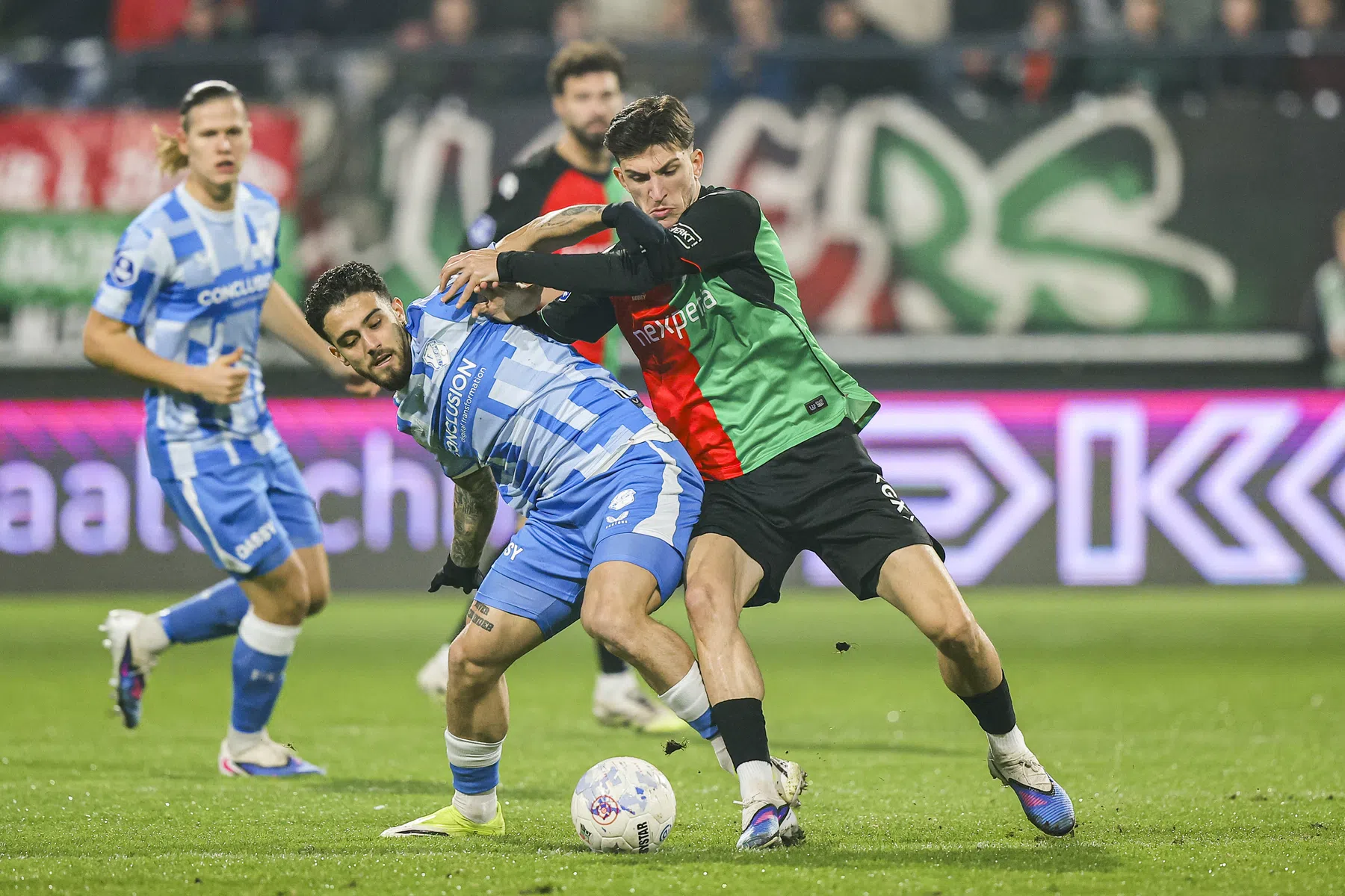 Nieuwe energie bij FC Utrecht: 'De wedstrijd tegen AZ is cruciaal'