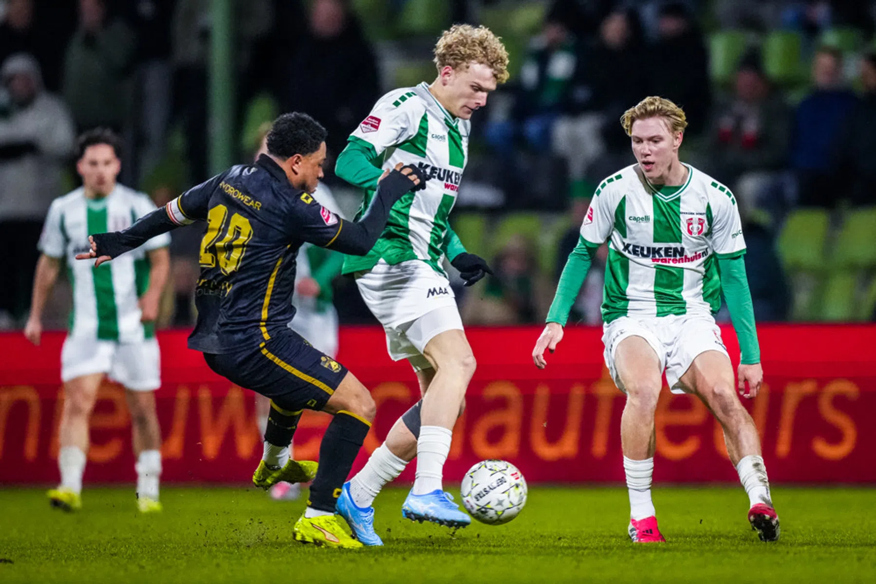 Periode-ontknoping KKD: herkansing Dordrecht, Willem II loert