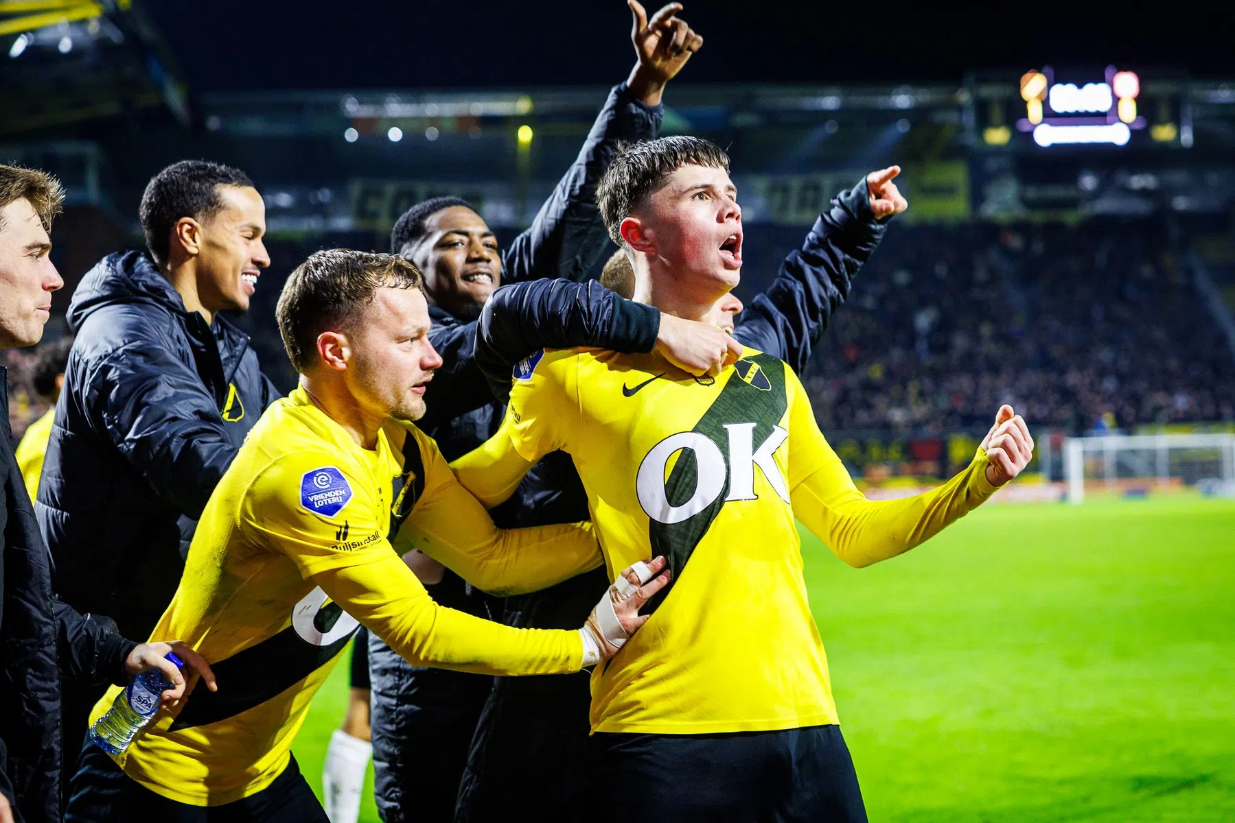 De wondersloffen van Peppie (17): hoe NAC-spits 'crazy' jongensboek schreef