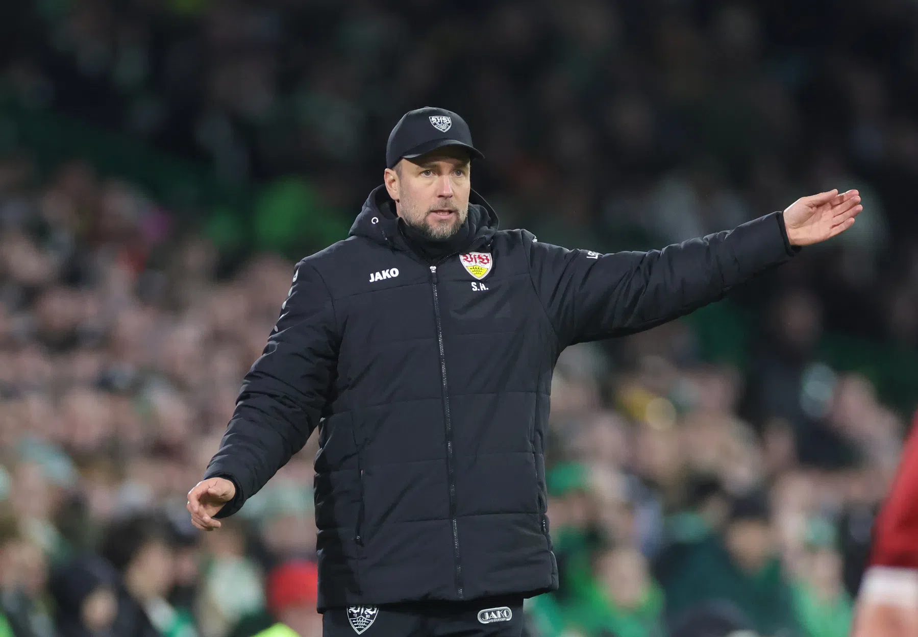 Fiorentina voorkomt afgang tegen Poolse club, Stuttgart overleeft hectisch begin