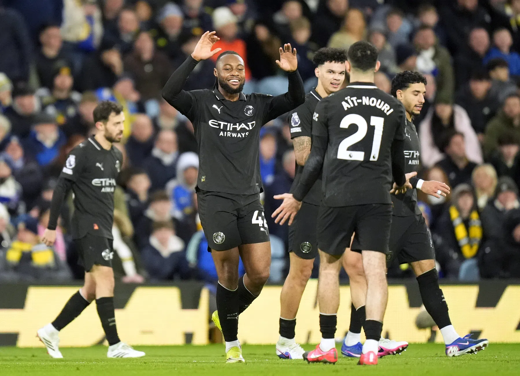 Semenyo bezorgt Man City moeizame zege, Haaland ontbreekt met blessure