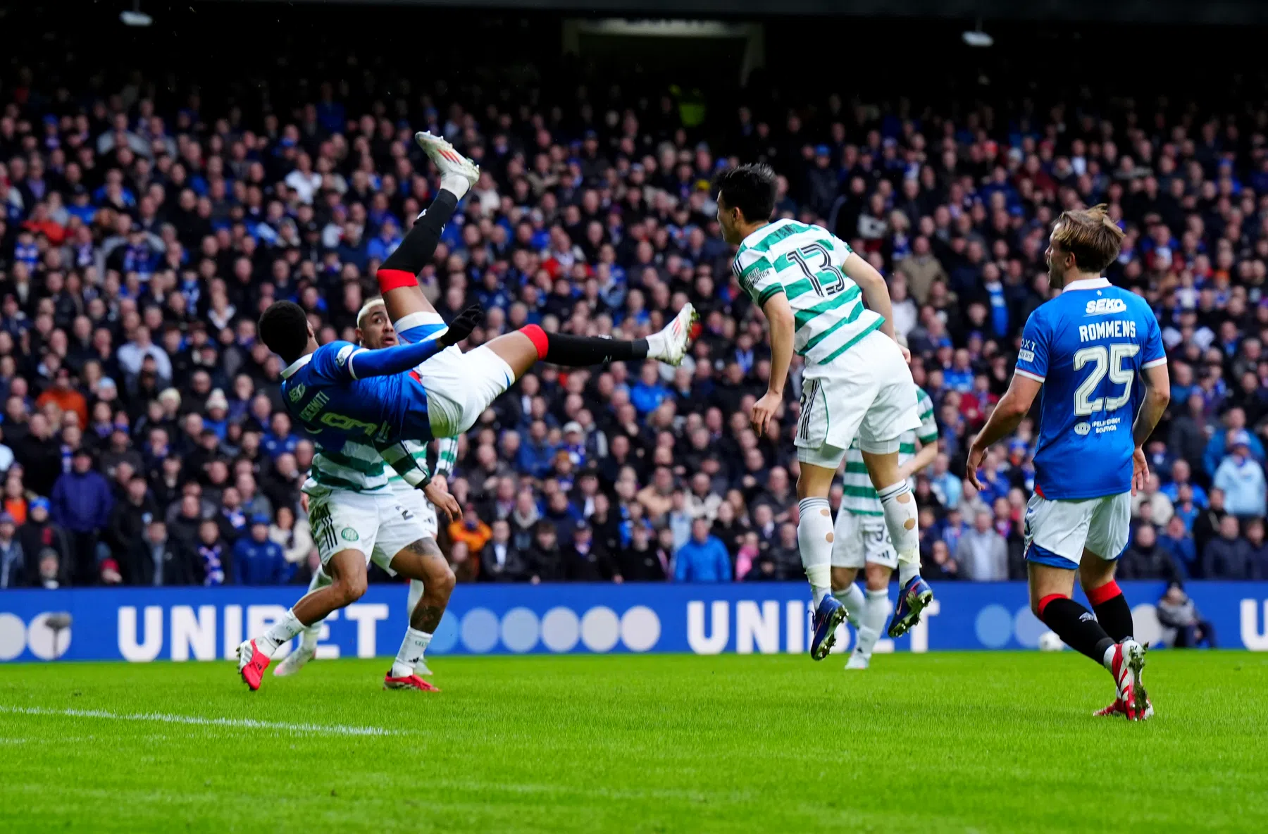 Chermiti steelt de show in Old Firm, maar ziet heldenrol verdampen