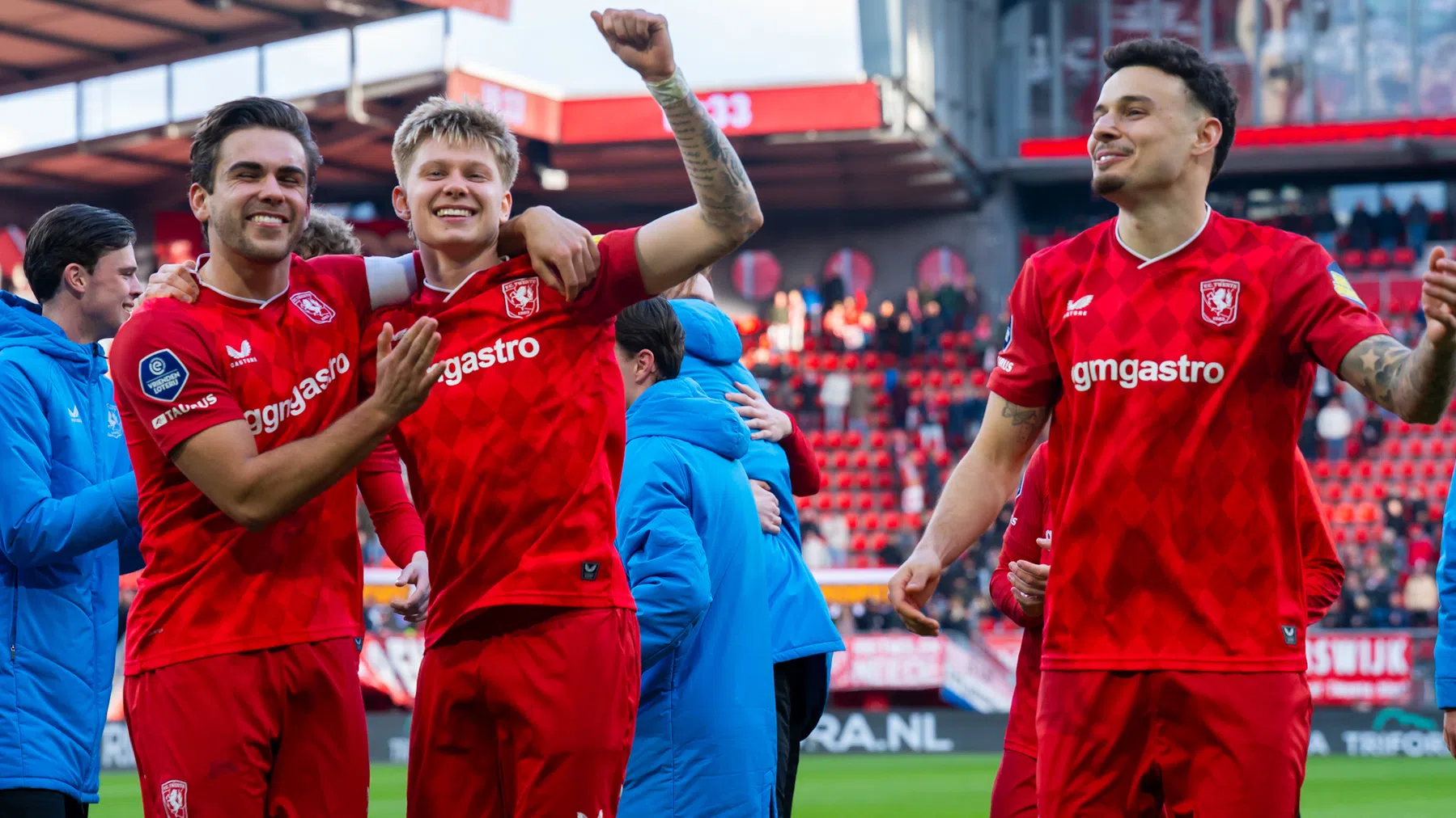 'Als Twente zo speelt, kunnen ze het Feyenoord en Ajax lastig gaan maken'