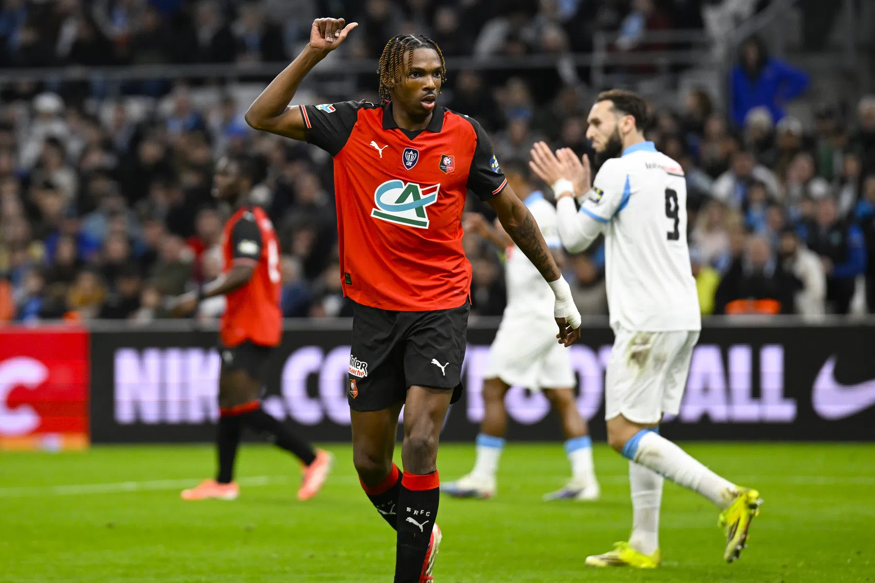 'Liverpool-aanwinst moet onder het mes en komt dit seizoen niet meer in actie'