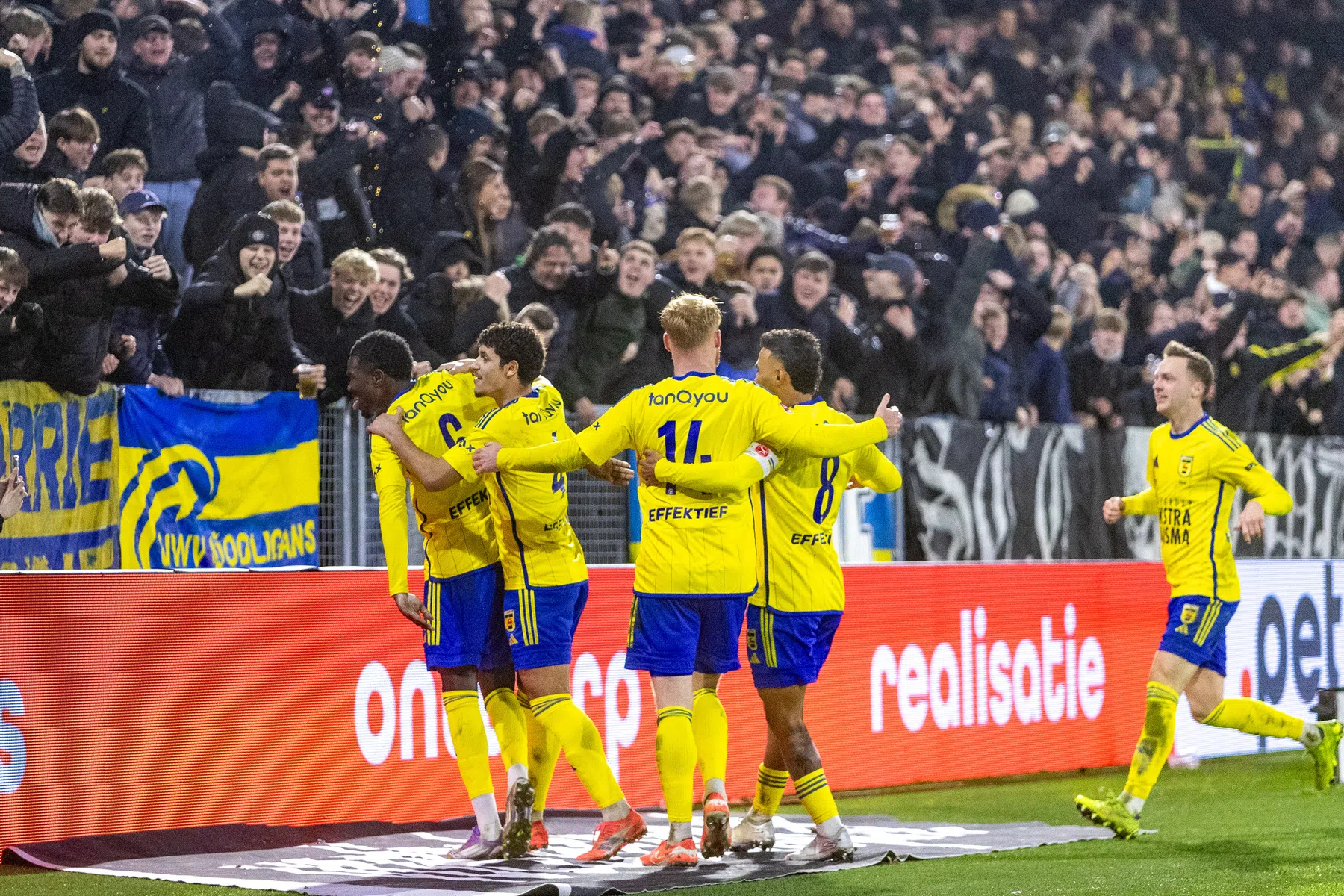 Cambuur wint derde periode na nieuwe comeback tegen Almere City