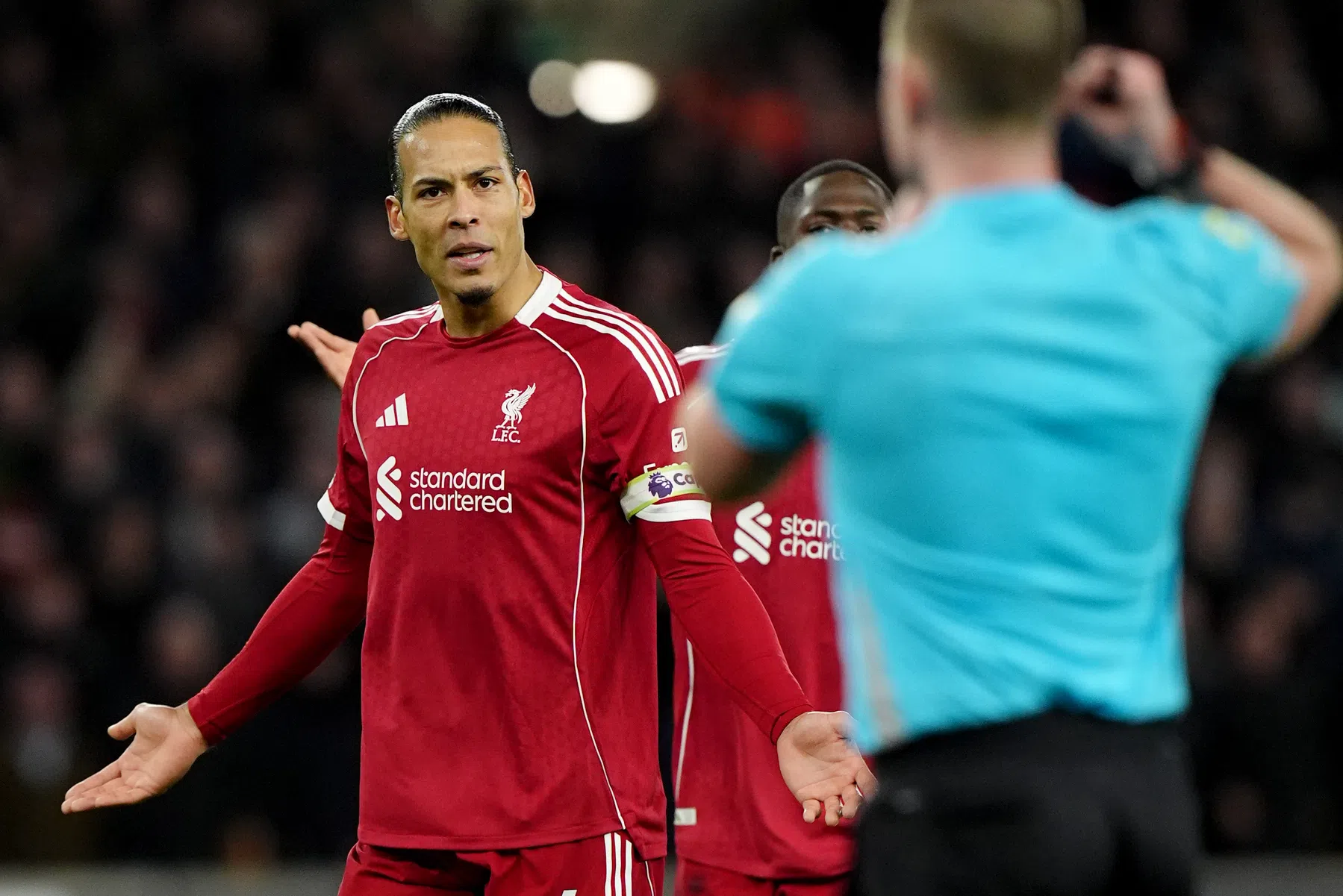 Frustratie bij Slot en Van Dijk: 'We verliezen te veel wedstrijden'