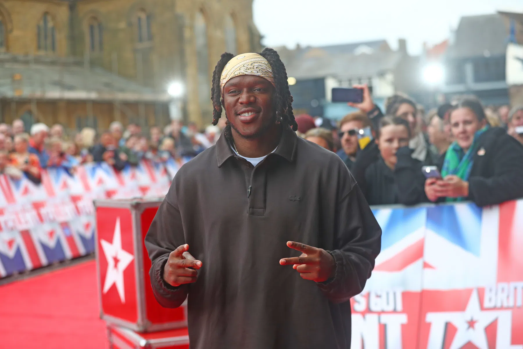 YouTuber KSI wil 'non-league' club van Carroll naar Premier League brengen