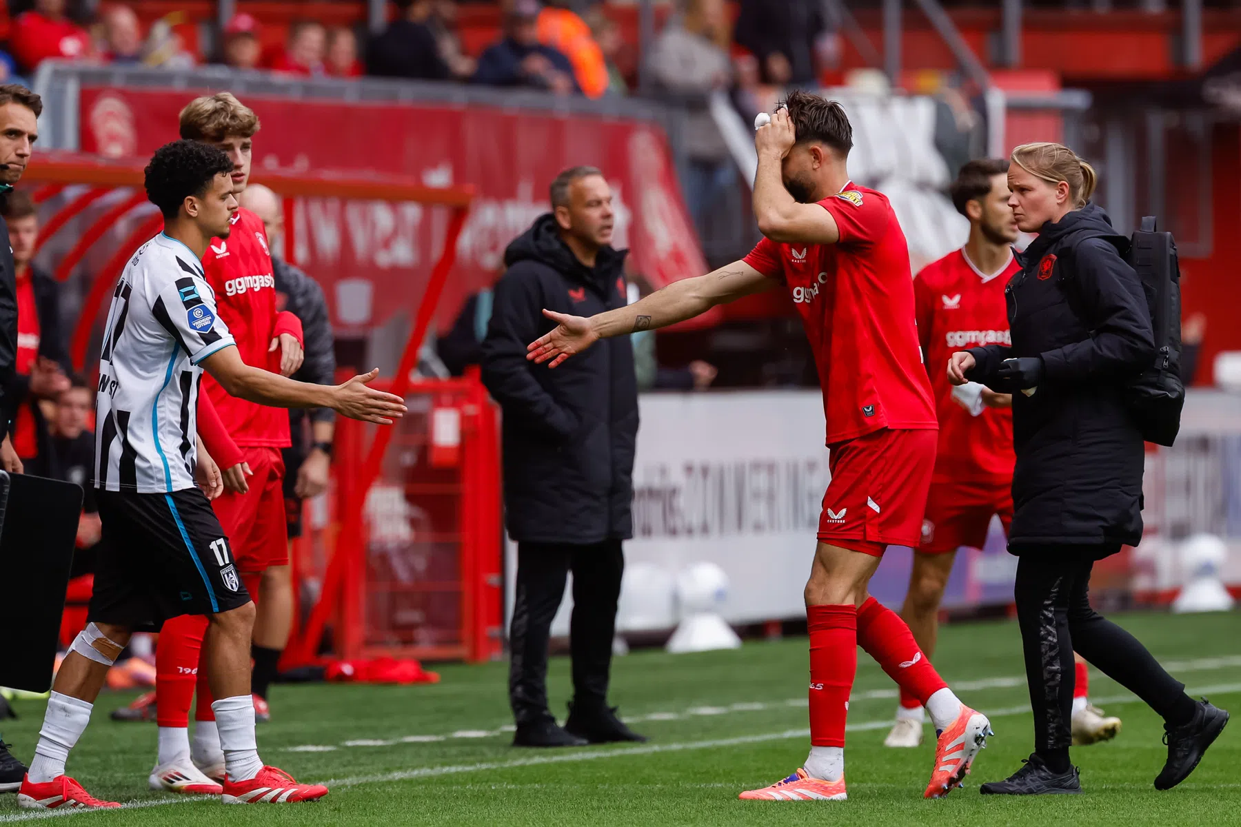 Witte wissels en verlenging: zo werkt het maximaal aantal wissels in een duel