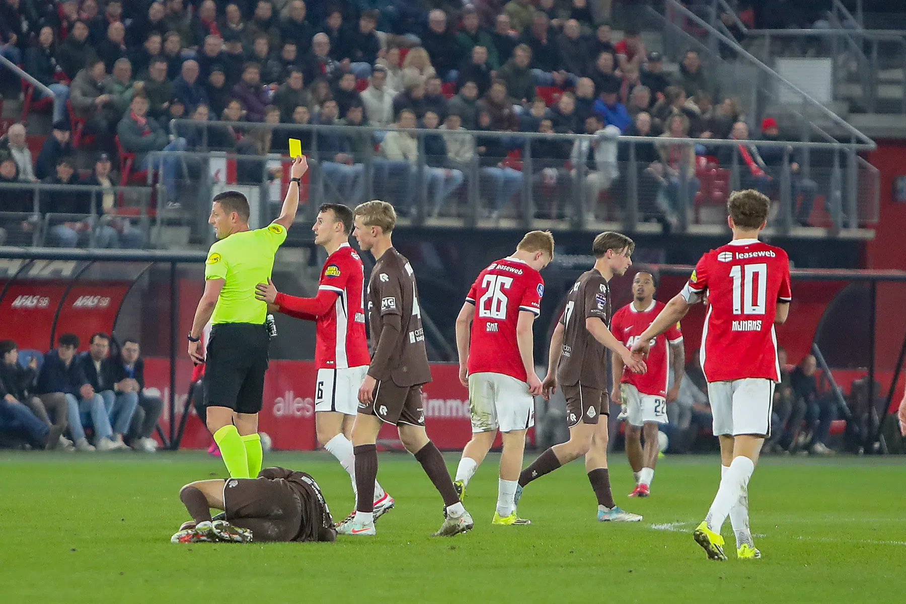 Telstar-aanvoerder kritisch op Manschot: 'Dat leek me een overtreding'