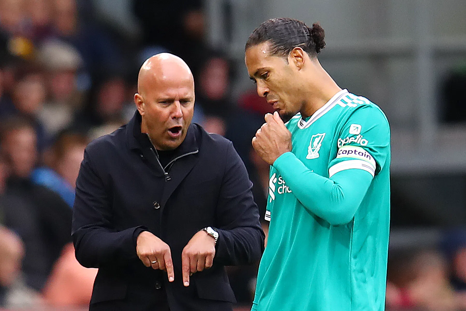 Van Dijk en Slot genomineerd voor maandelijkse awards in Engeland