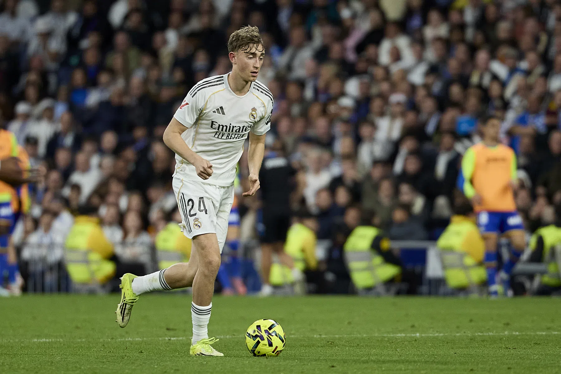 Arbeloa vergelijkt Huijsen met Vinícius en geeft update over Mbappé