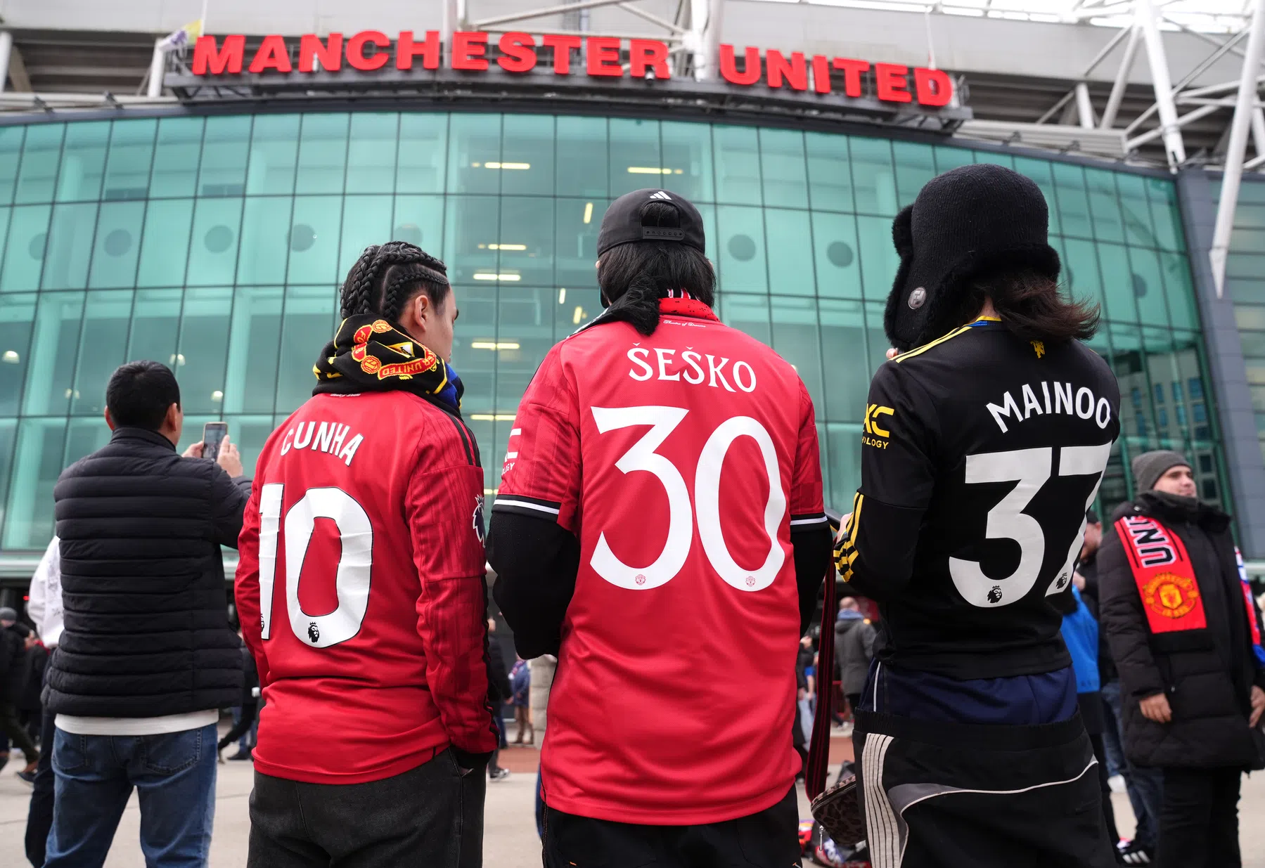 Manchester United verhoogt ticketprijzen voor vierde jaar op rij