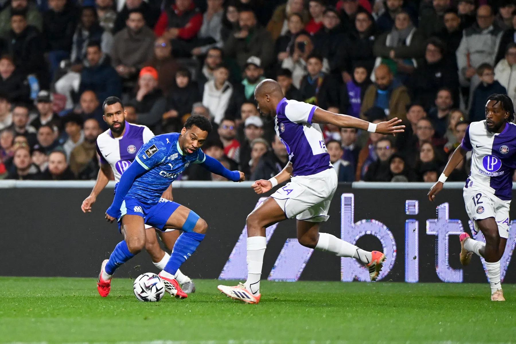 Pechvogel Quinten Timber weer met een blessure naar de kant bij Marseille