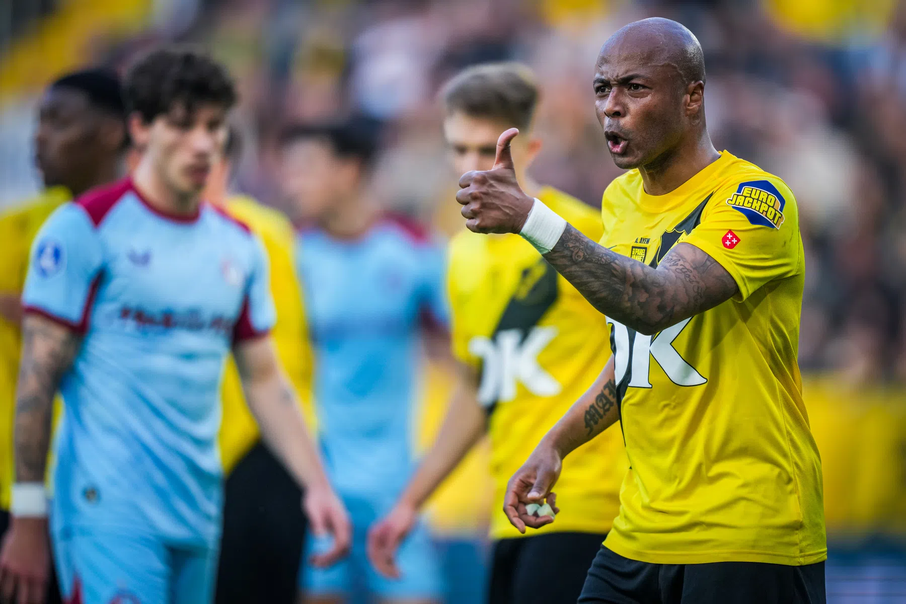 Feyenoord bijt zich na spectaculair uur stuk op NAC Breda