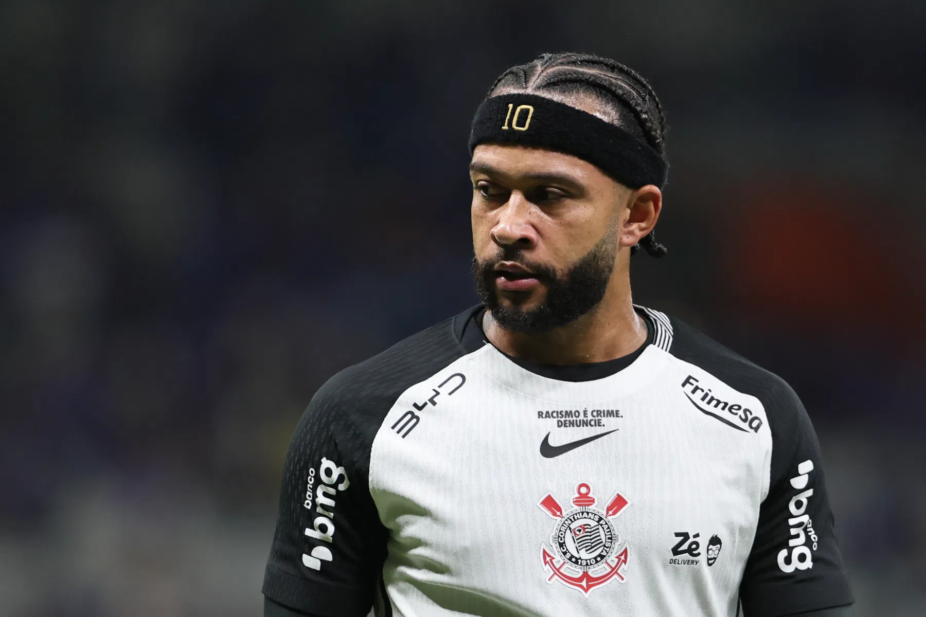 Opmerkelijk: Memphis bemoeit zich openlijk met transferbeleid Corinthians