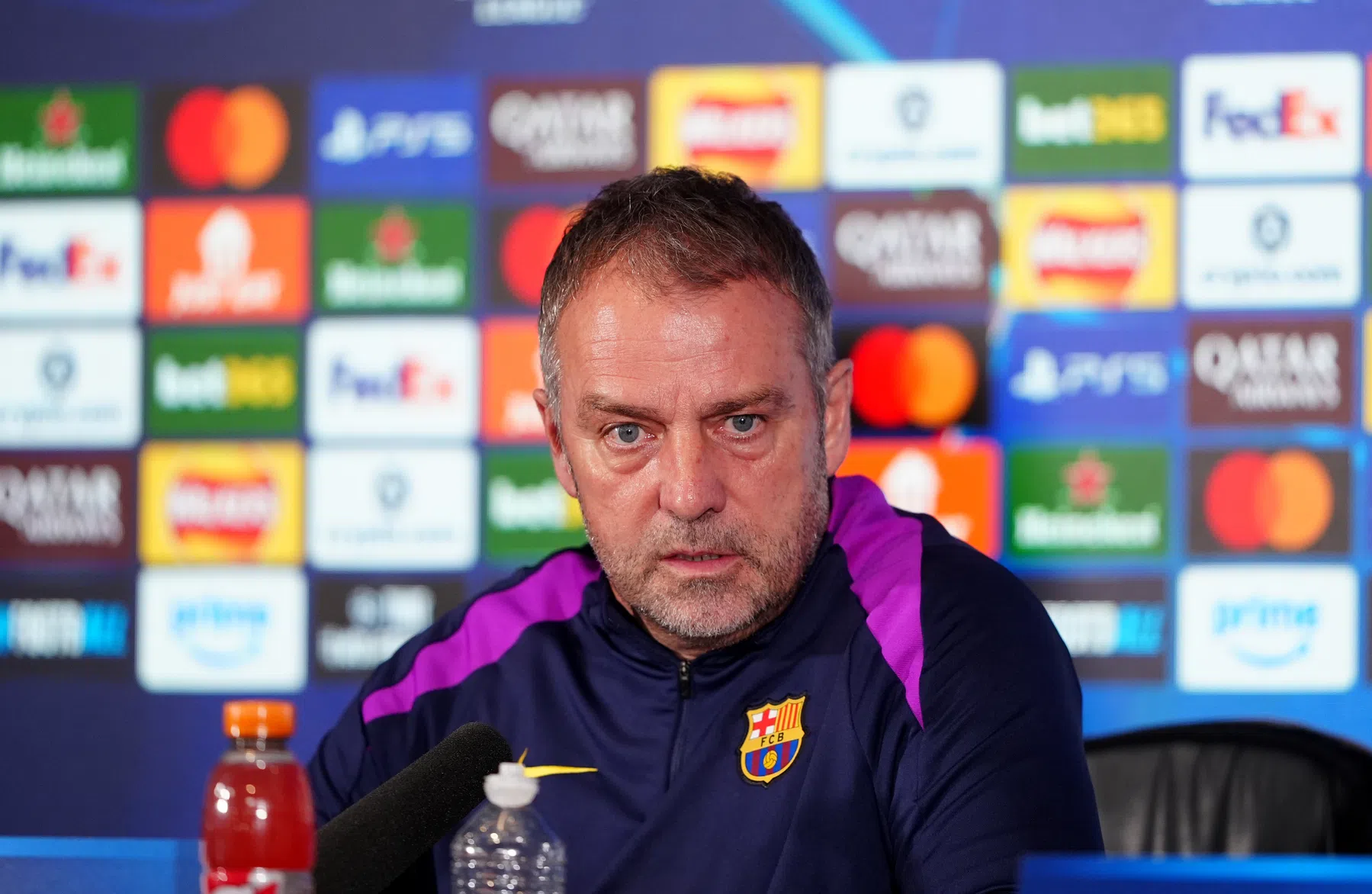 Flick onthult slopend programma Barcelona: 'Lagen om vier uur 's nachts in bed'