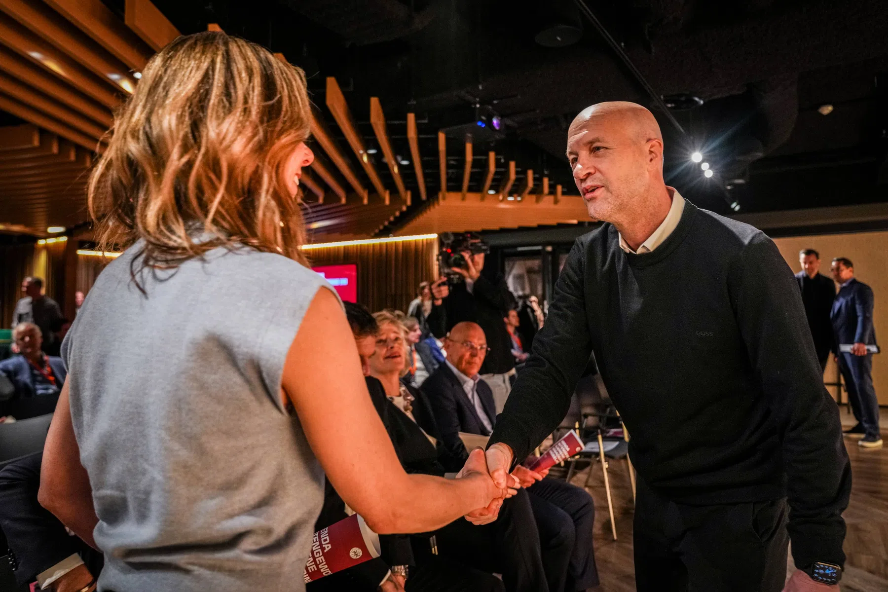 Cruijff verklaart vrij kort contract bij Ajax: 'Ik weet welke stimulans ik nodig h