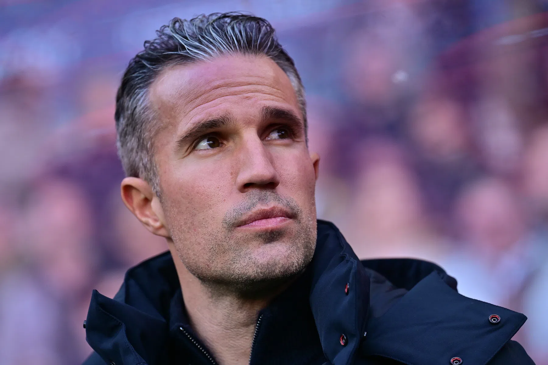 Van Persie blijft aan als trainer van Feyenoord