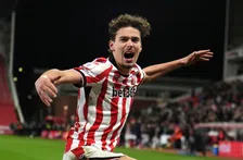 Smit maakt na miljoenentransfer zijn eerste goals voor Stoke City