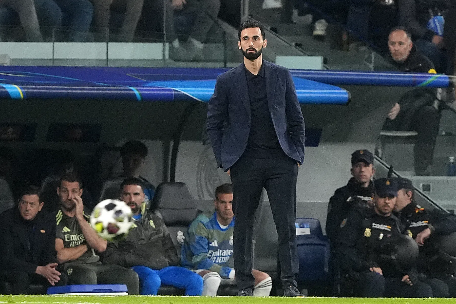 Henry vermoedt hekserij bij Real Madrid: 'Misschien krijg ik mijn haar terug'