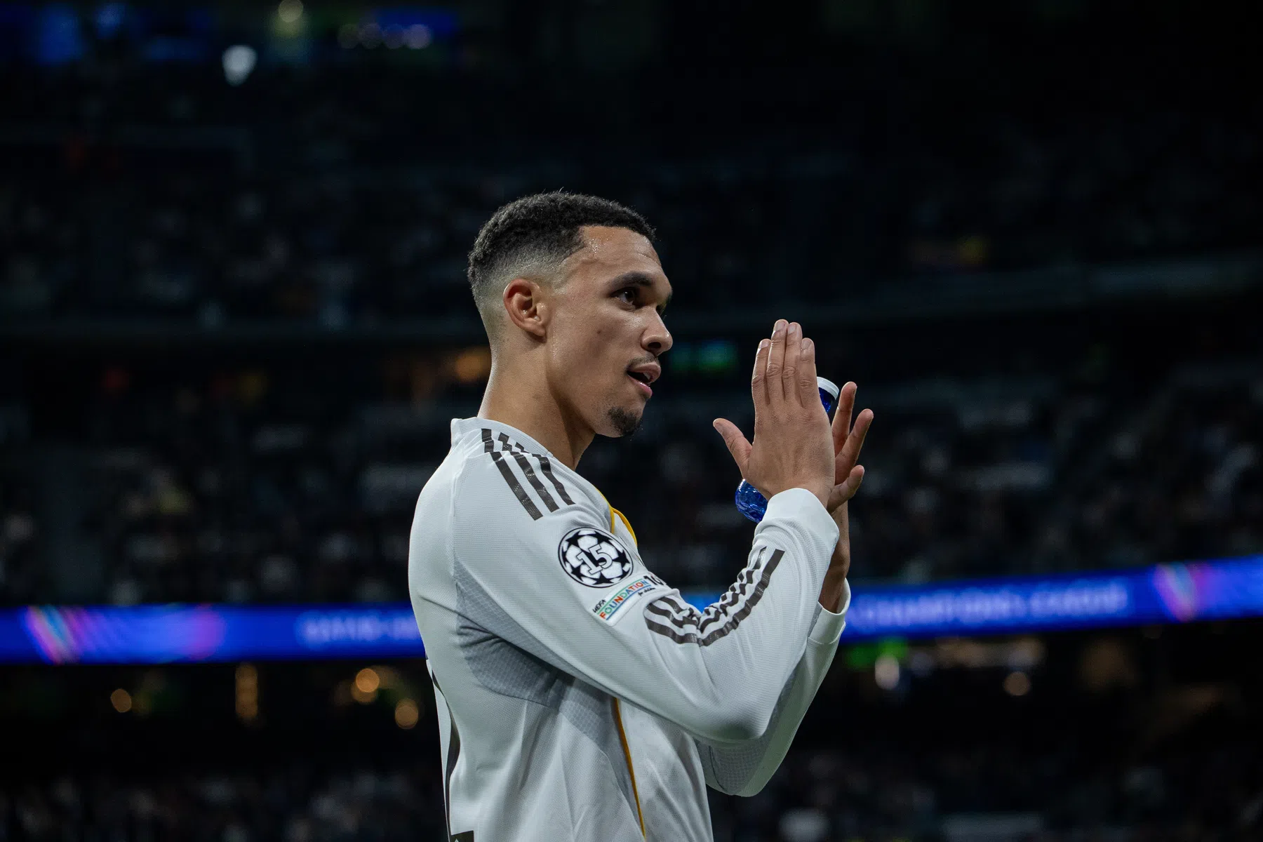 Alexander-Arnold: 'Velen dachten dat we compleet weggespeeld zouden worden'