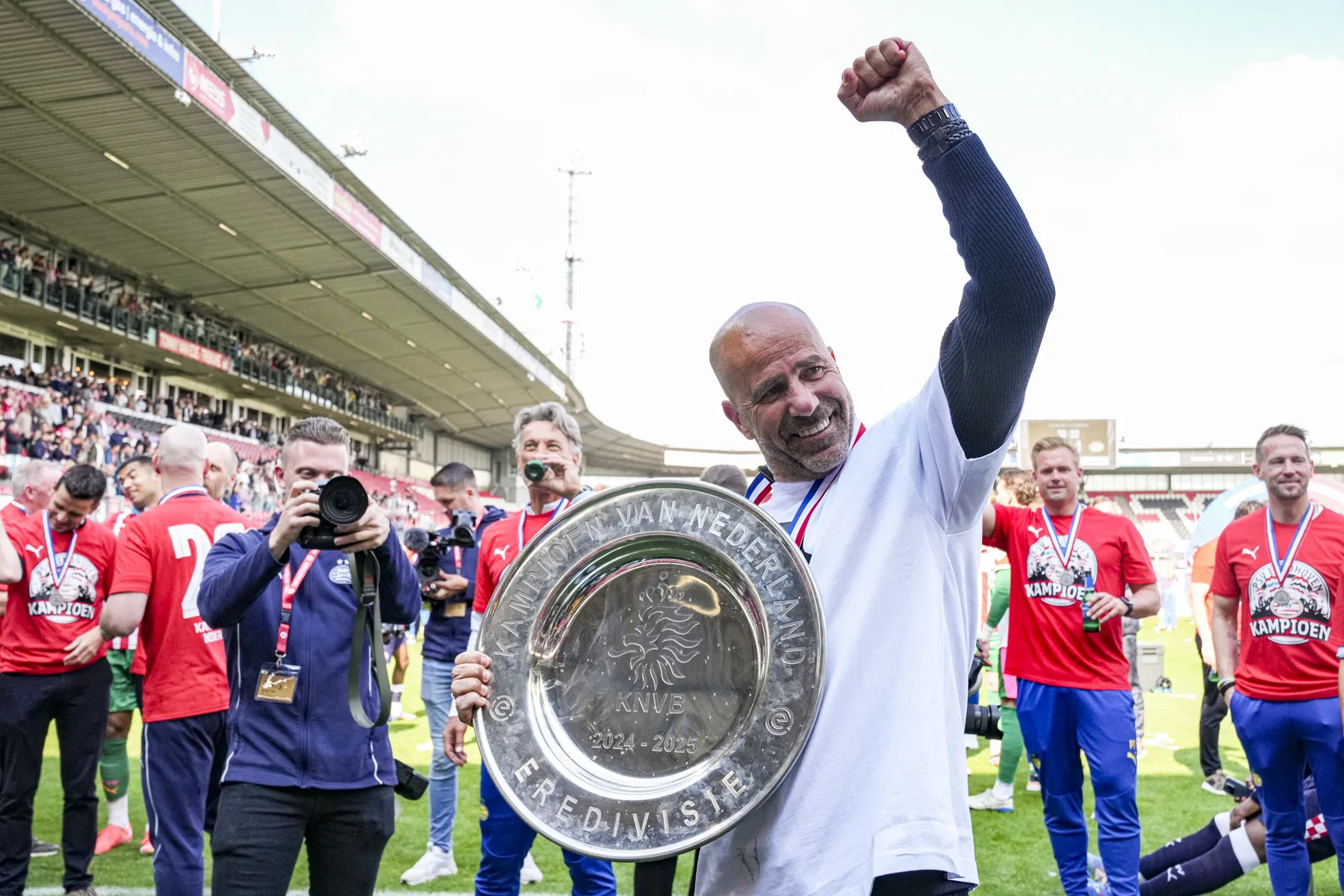 Bosz wil zo snel mogelijk kampioen worden en is nog niet bezig met festiviteiten