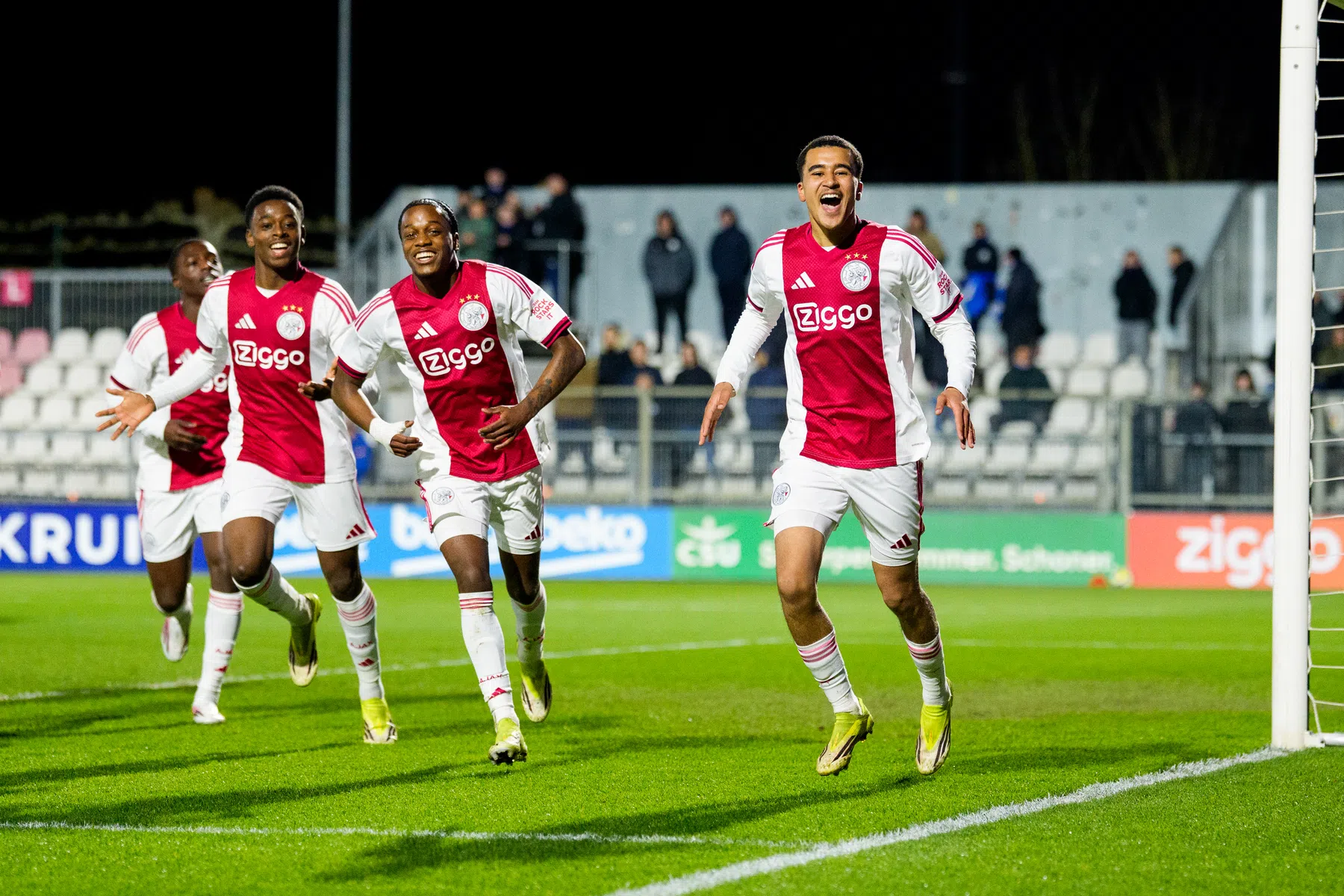 Ouazane (17) pakt record in KKD en kijkt naar García: 'Ik ben er klaar voor'