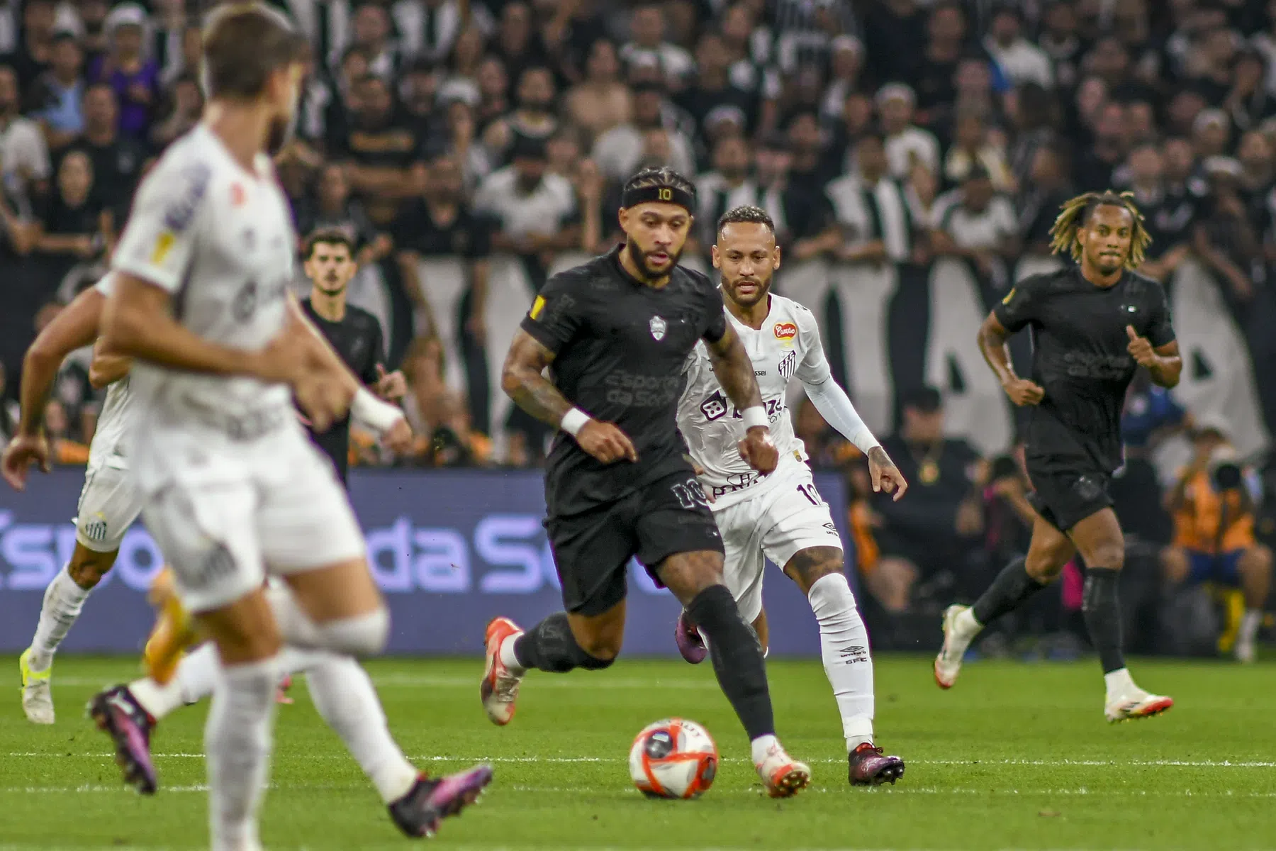 Memphis komt op juiste moment in vorm met oog op interlandperiode