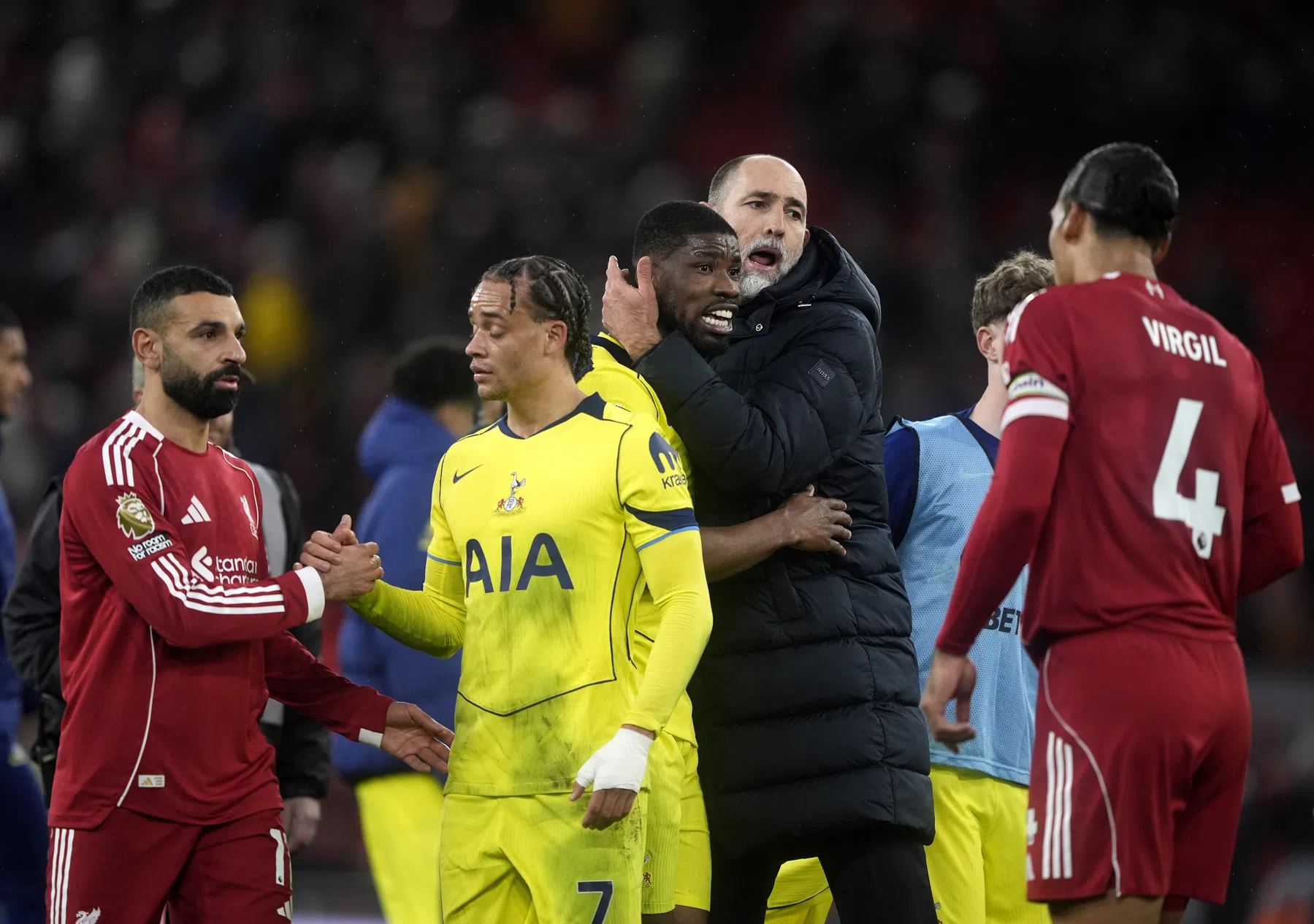 Spurs klimt met punt op Anfield metertje uit diep dal: 'Dit is iets groots'